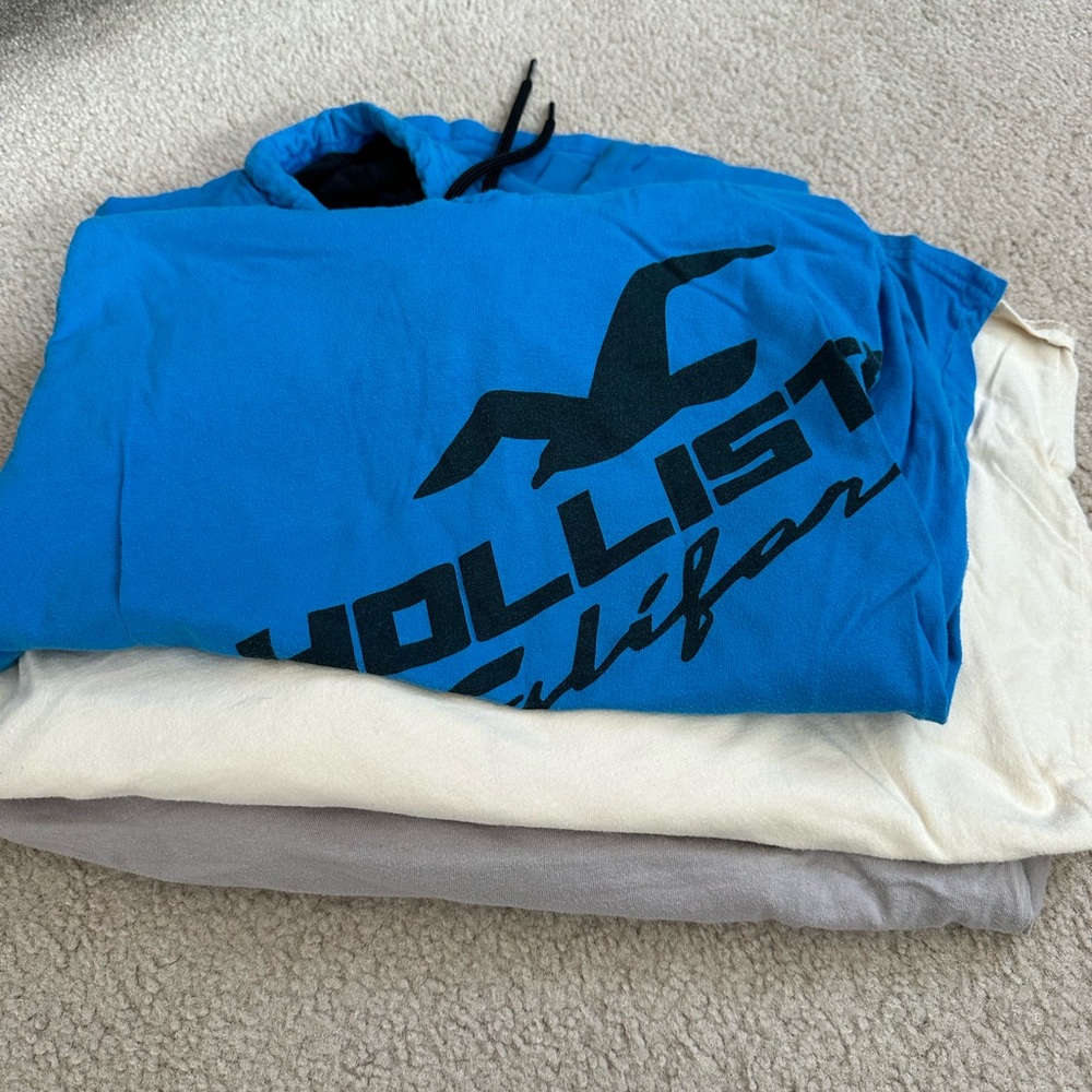3 Hollister shirts